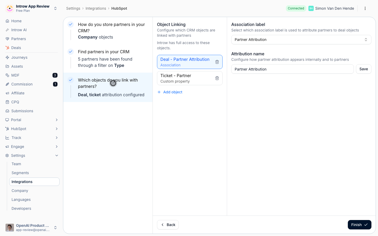 The Object Linking pane listing a Deal and a Ticket link to partners